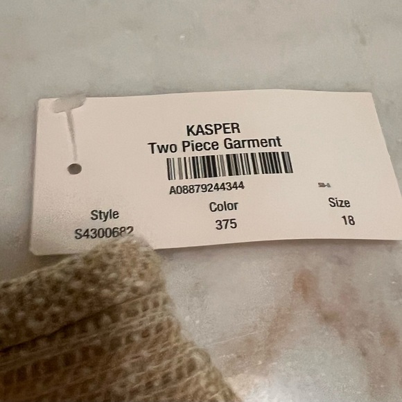 Kasper Beige Textured Jacket - Picture 4 of 9